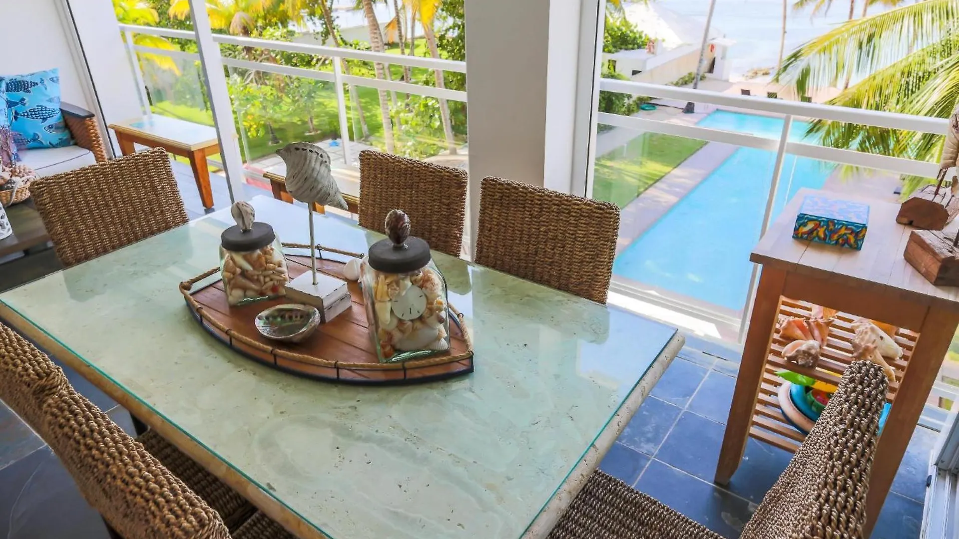 Beachfront King Bed Privacyjacuzzifullkitchen Juan Dolio 0*,  República Dominicana